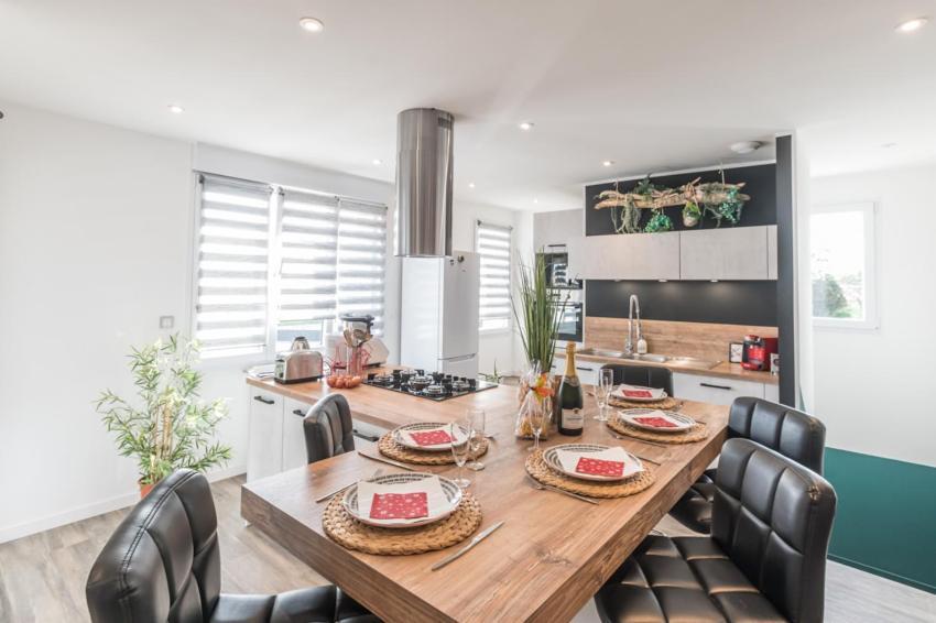 - Luxueux Casa Selva - Parking Gratuit - Spacieux - Balcon - Wifi Viriat Zewnętrze zdjęcie